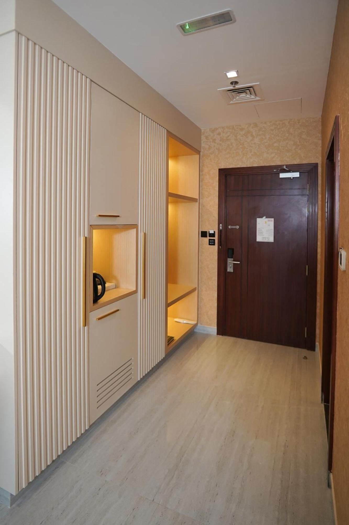 Concorde Creek View Hotel Bur Dubai Exteriör bild