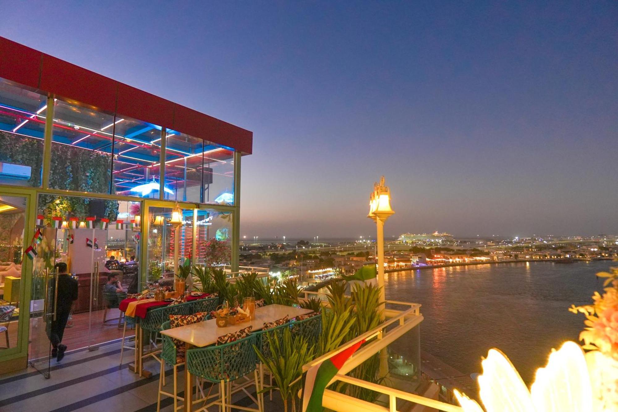 Concorde Creek View Hotel Bur Dubai Exteriör bild